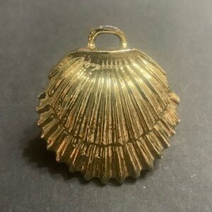 Gold Shell Pendant / scarf slide